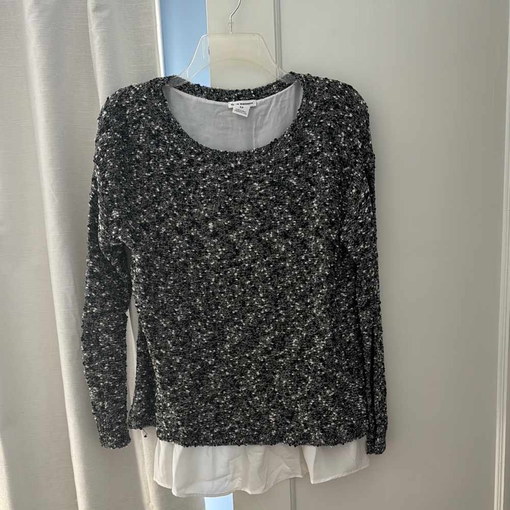 Women's Black and White Sweater